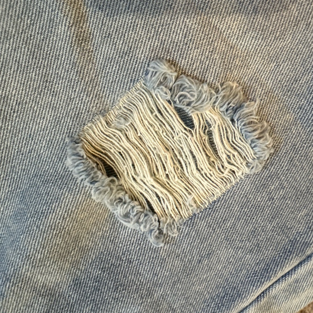 Flamingo Women's Light Blue Cropped Jeans, oversized, boho-esque. - Picture 7 of 9